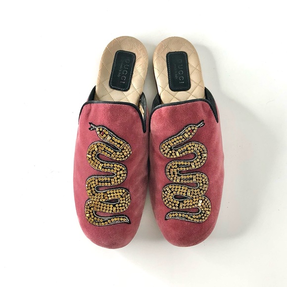 Gucci Pink Velvet Water Snake Crystals Embellished Slip On Mules Flats Slides 37 - Picture 3 of 12